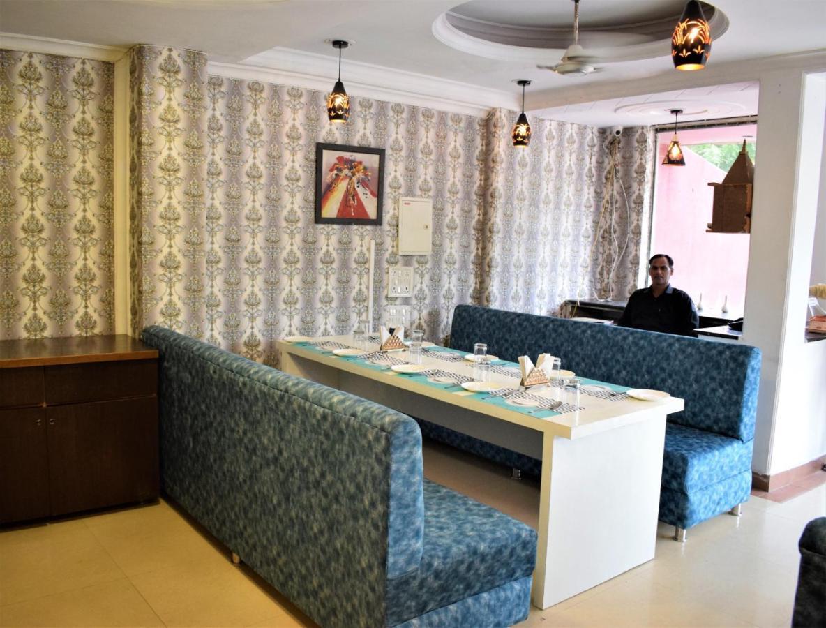 Hotel Tara Palace By Goyal Hoteliers Agra (Uttar Pradesh) Exterior foto