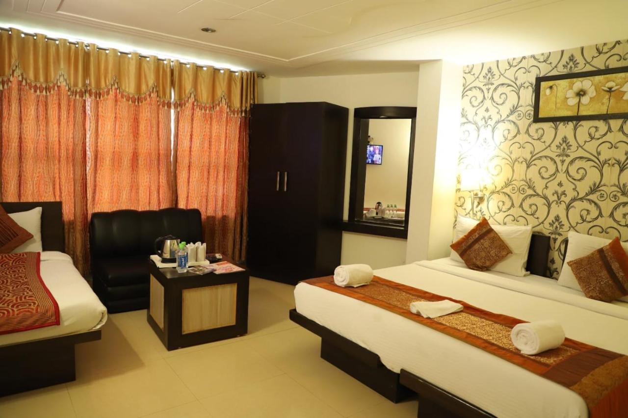 Hotel Tara Palace By Goyal Hoteliers Agra (Uttar Pradesh) Exterior foto