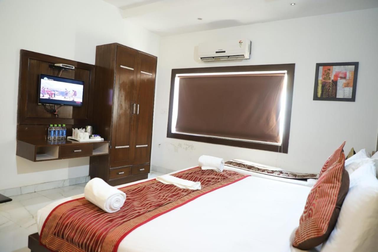 Hotel Tara Palace By Goyal Hoteliers Agra (Uttar Pradesh) Exterior foto