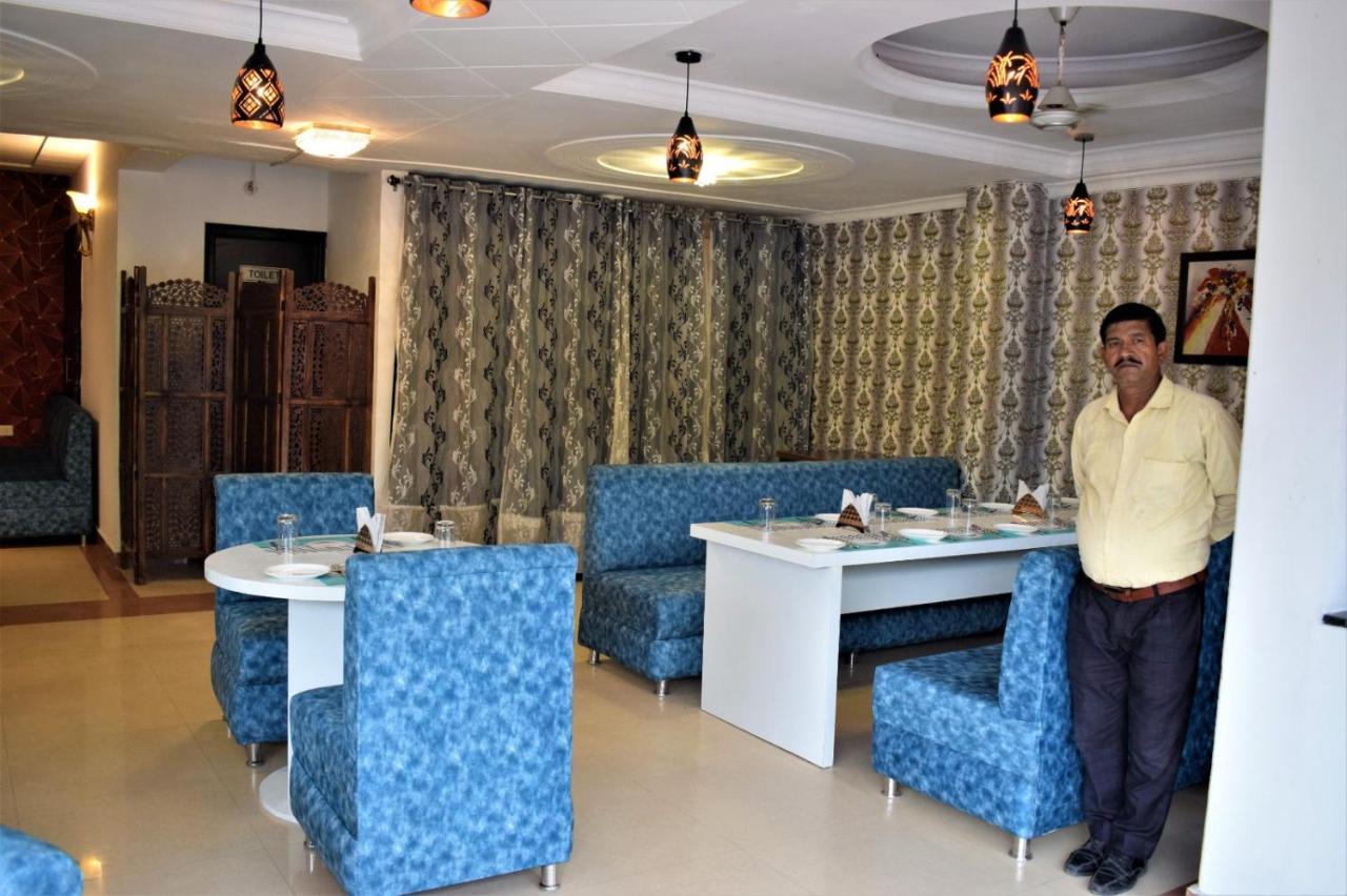Hotel Tara Palace By Goyal Hoteliers Agra (Uttar Pradesh) Exterior foto