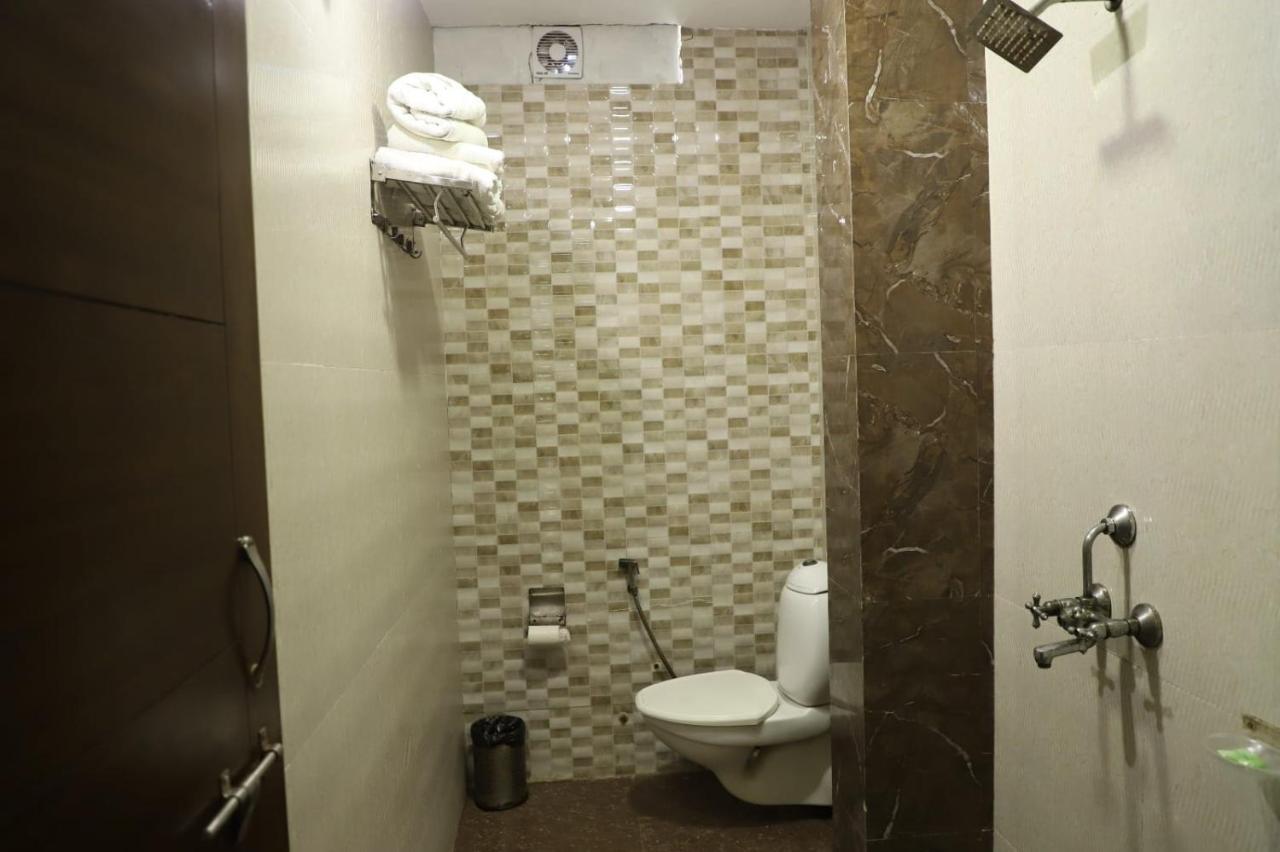 Hotel Tara Palace By Goyal Hoteliers Agra (Uttar Pradesh) Exterior foto