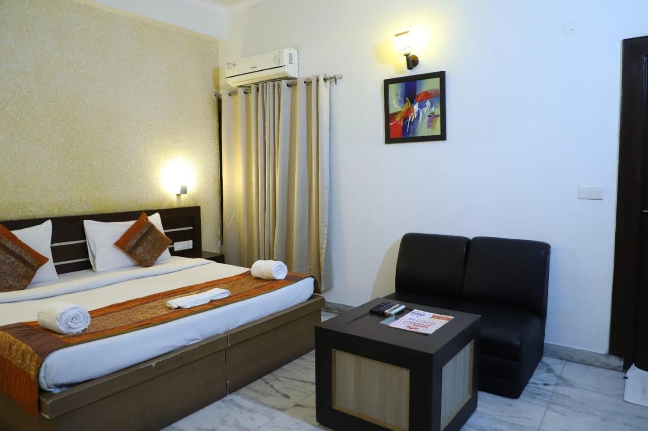 Hotel Tara Palace By Goyal Hoteliers Agra (Uttar Pradesh) Exterior foto